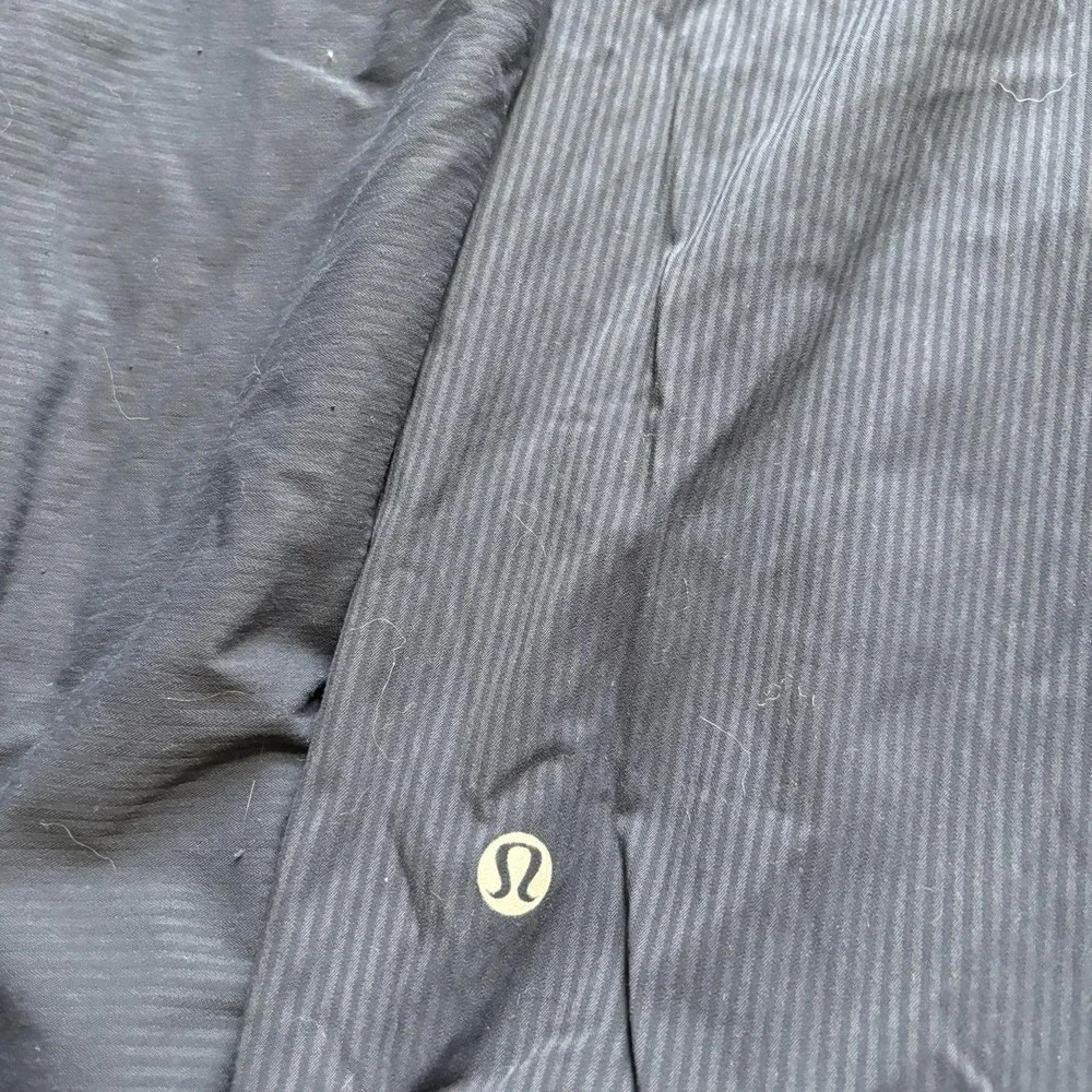 Lululemon Jacket Womens 12 Blue Hooded‎ Full Zip Striped Windbreaker Running